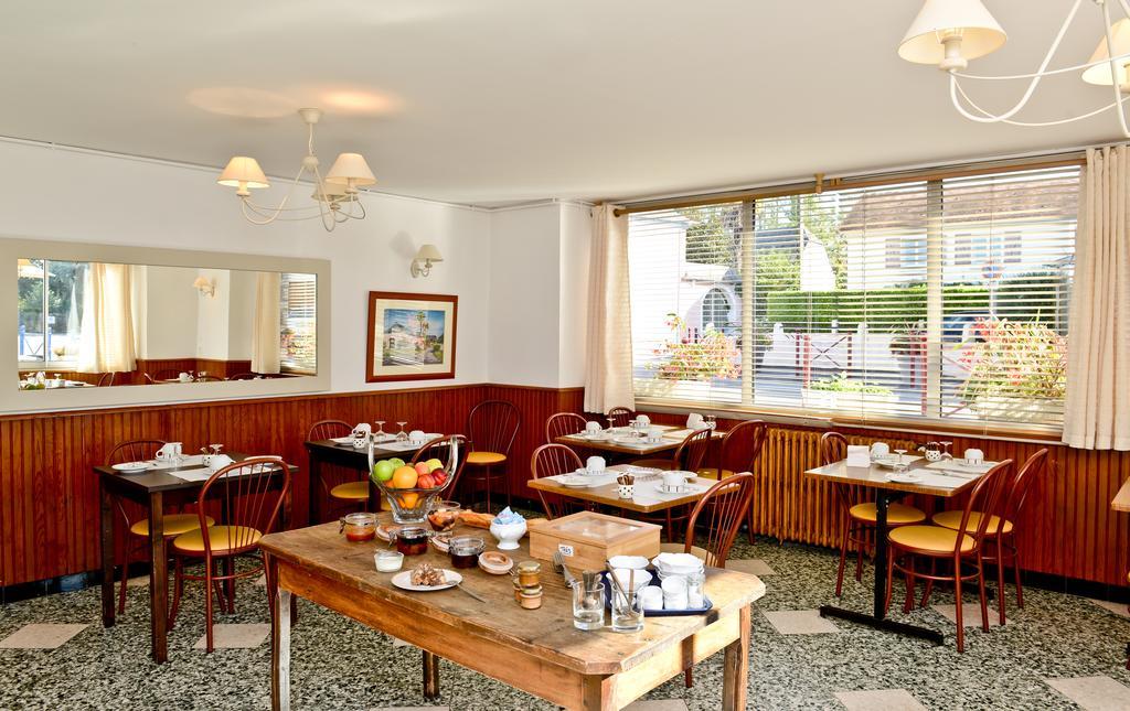 Logis Chez Germaine Hotel Geus-d'Oloron Ngoại thất bức ảnh