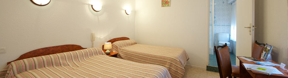 Logis Chez Germaine Hotel Geus-d'Oloron Ngoại thất bức ảnh