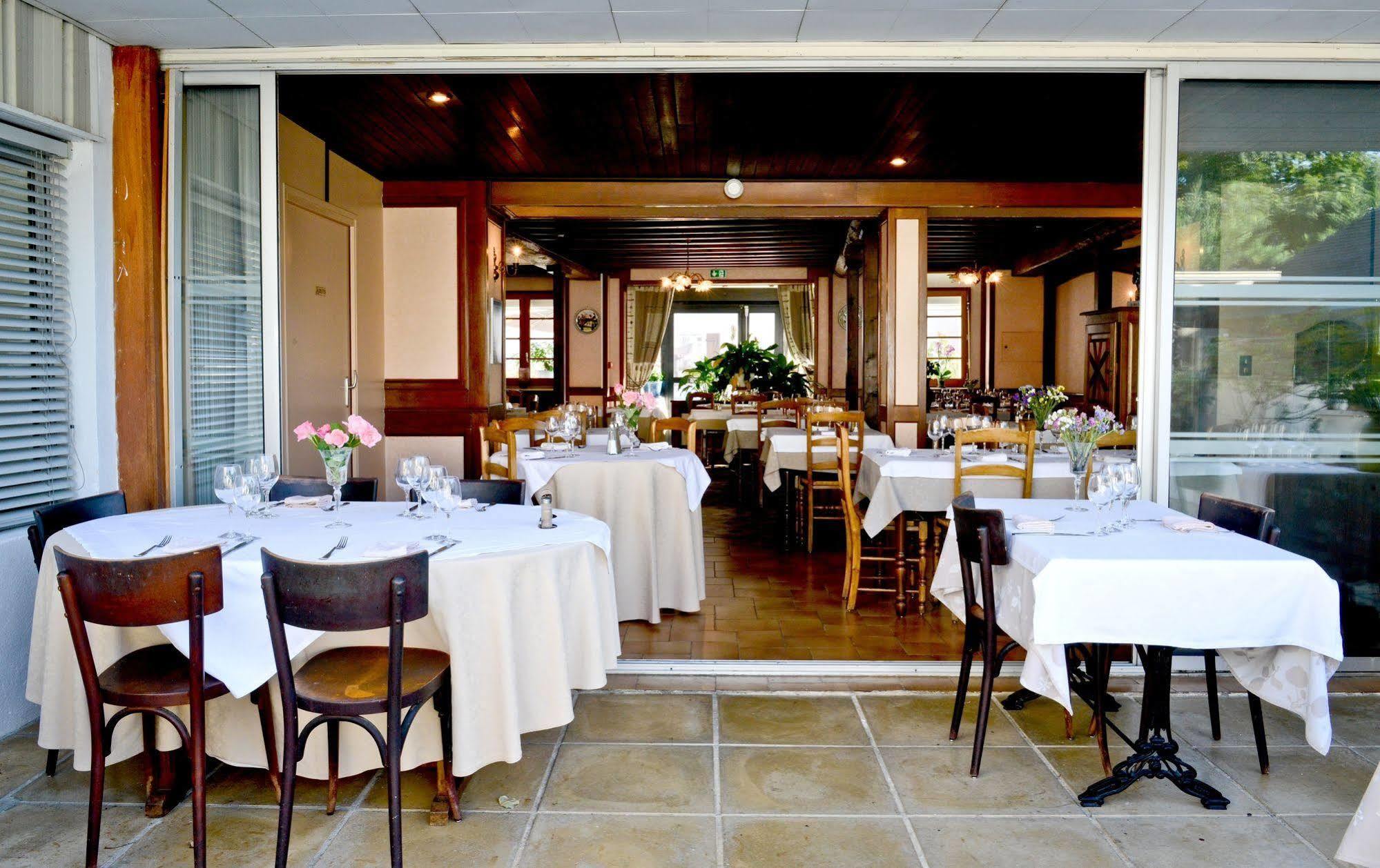 Logis Chez Germaine Hotel Geus-d'Oloron Ngoại thất bức ảnh