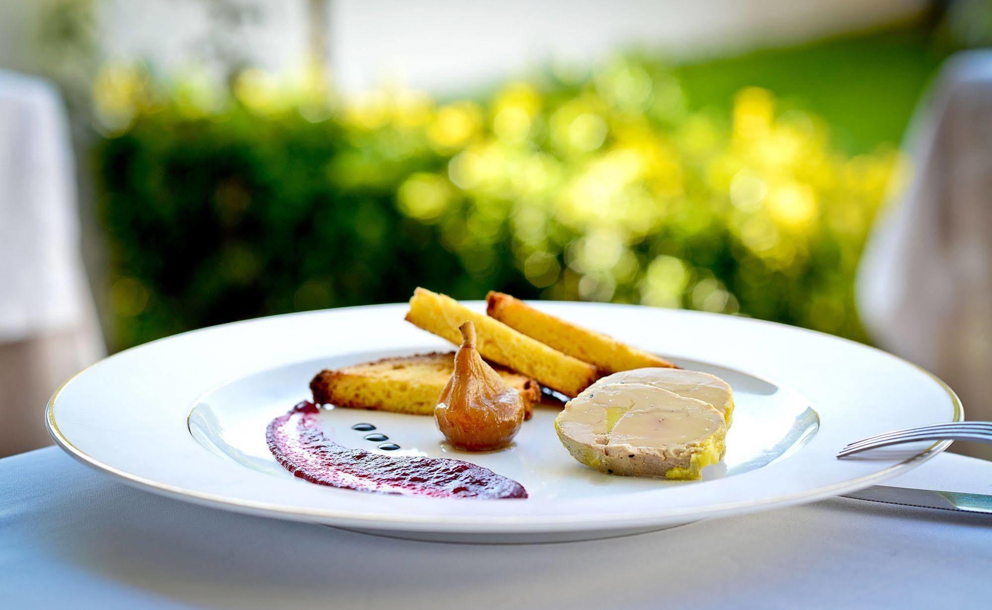 Logis Chez Germaine Hotel Geus-d'Oloron Ngoại thất bức ảnh